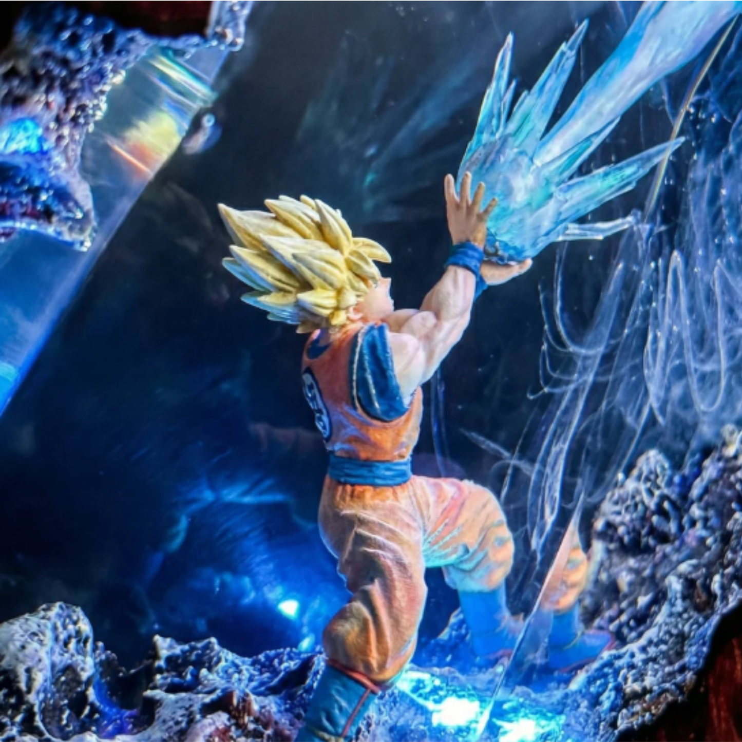 Super Saiyn Lamp